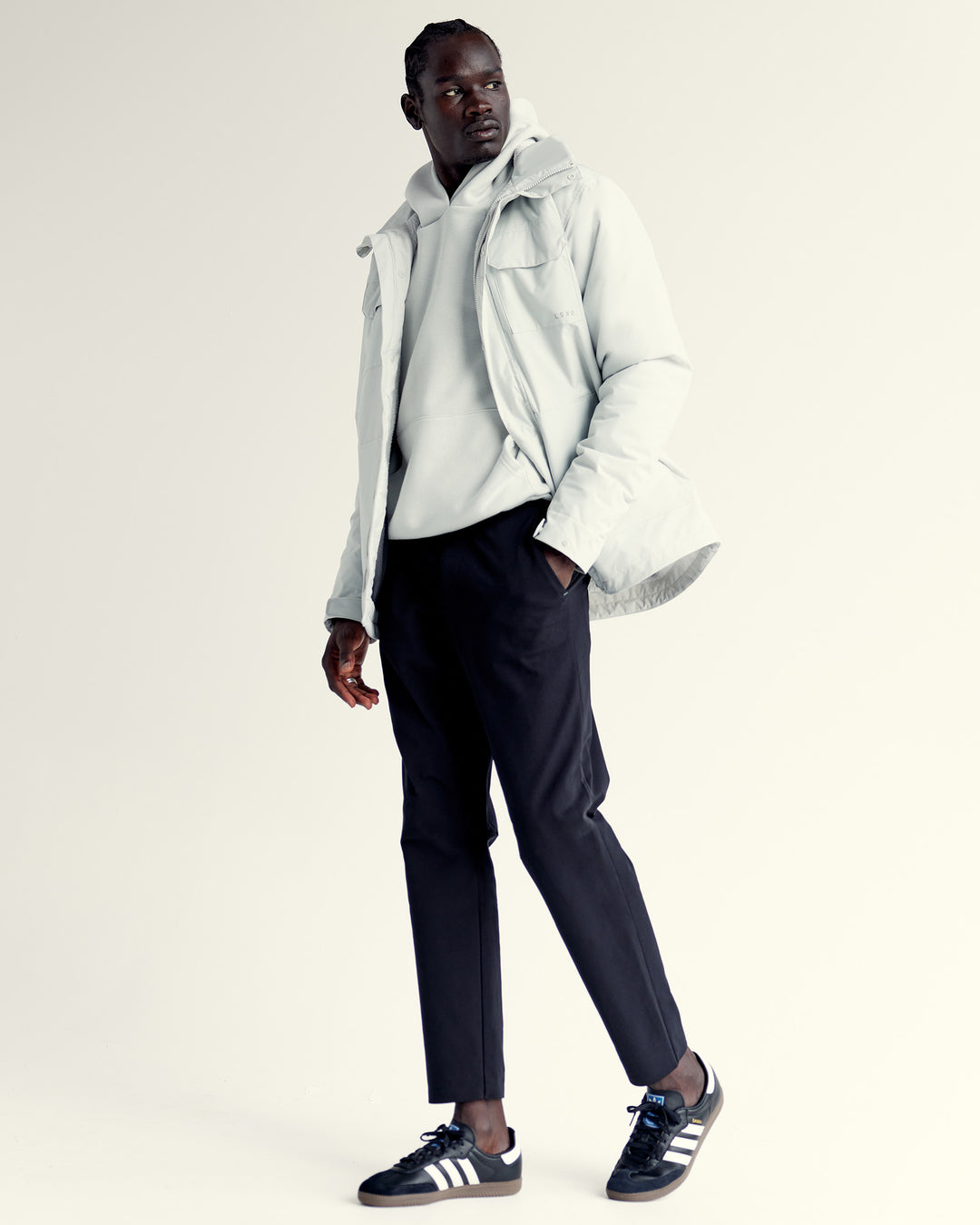 Man wearing Marshall 2.0 Jacket - Digital Mist | Model:Mabyro | Size:M