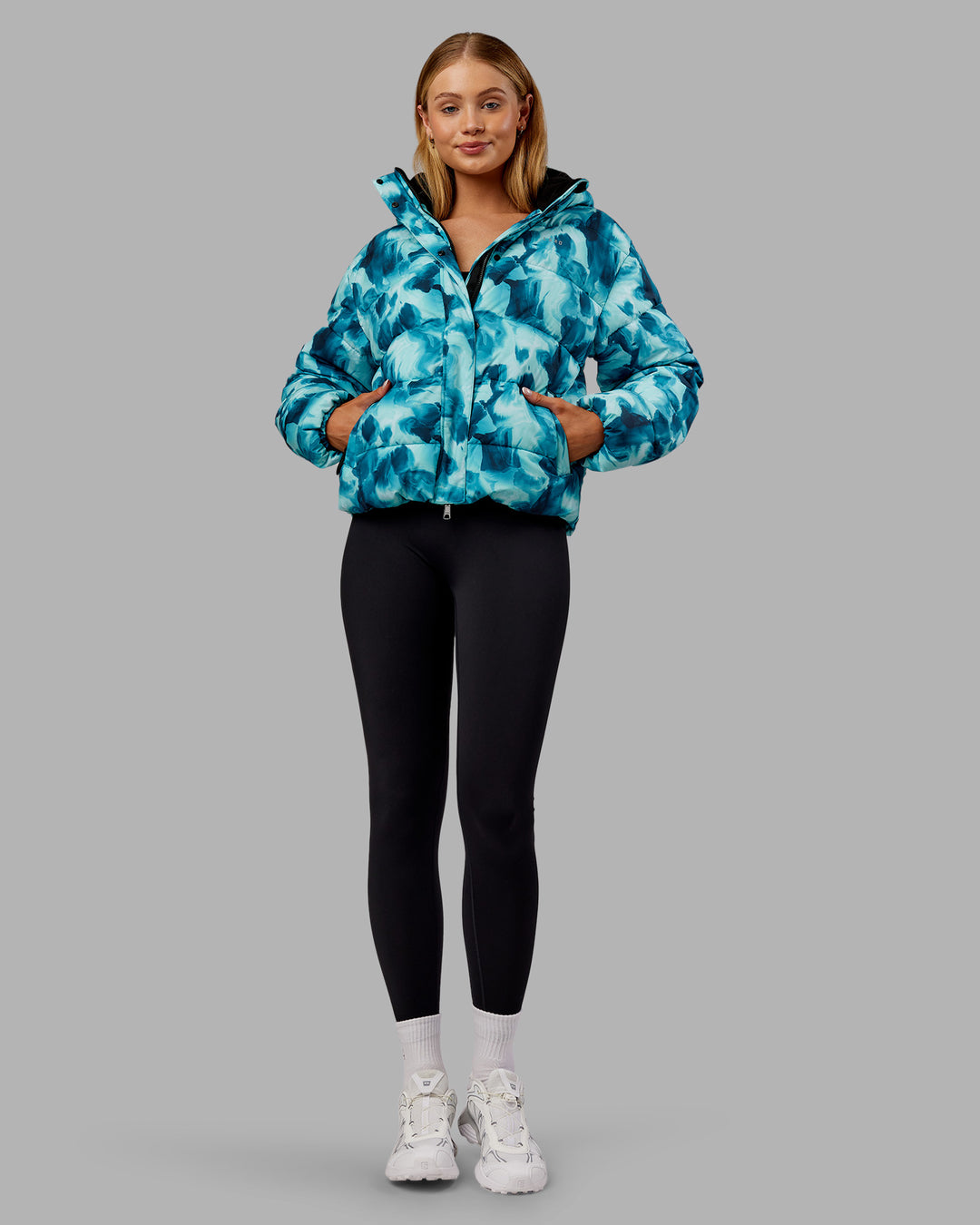 Woman wearing Go-To Puffer Jacket - Dazed Print | Model:Ella | Size:S