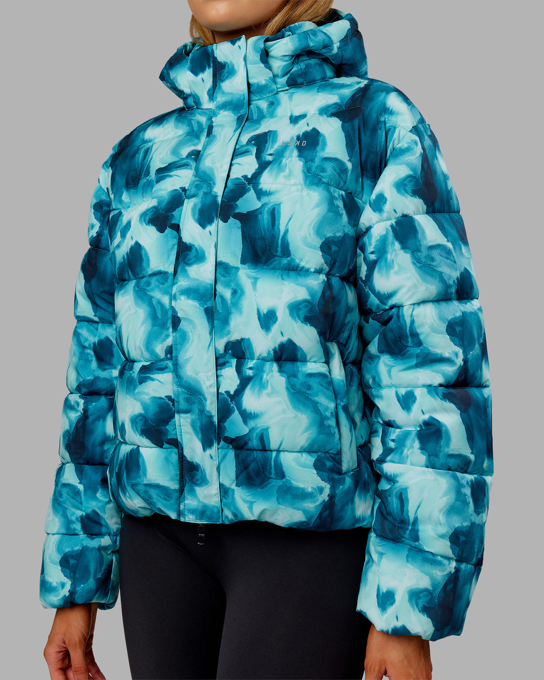 Woman wearing Go-To Puffer Jacket - Dazed Print | Model:Ella | Size:S