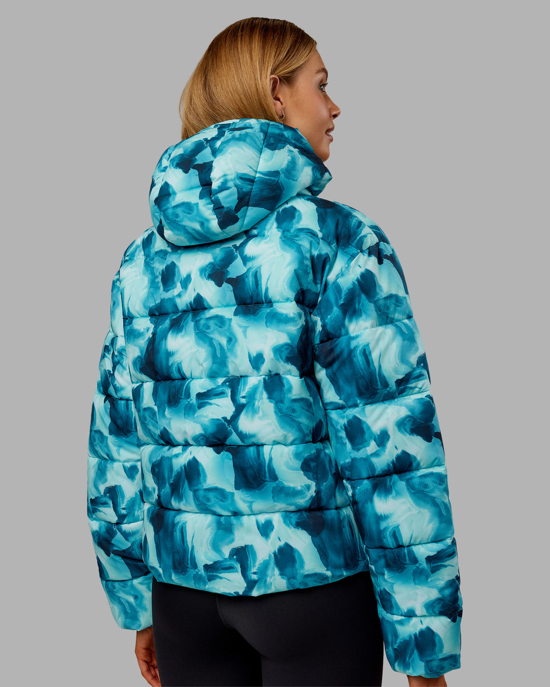 Woman wearing Go-To Puffer Jacket - Dazed Print | Model:Ella | Size:S