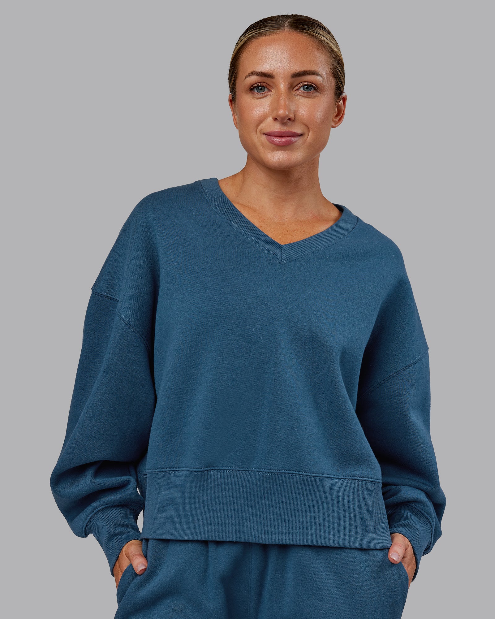 MVP V Neck Oversized Sweater Indigo LSKD