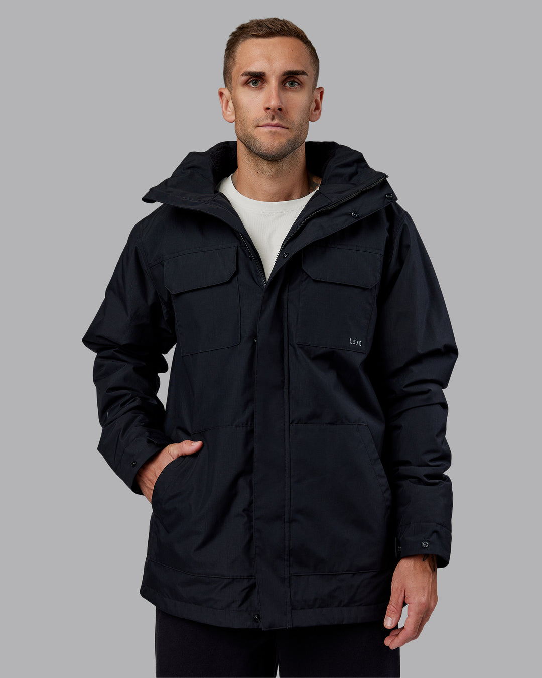 Man wearing Marshall 2.0 Jacket - Black | Model:Tommy | Size:S