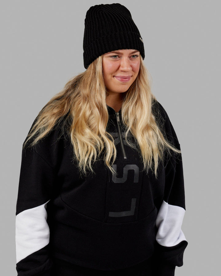 Woman wearing Alpine Beanie - Black