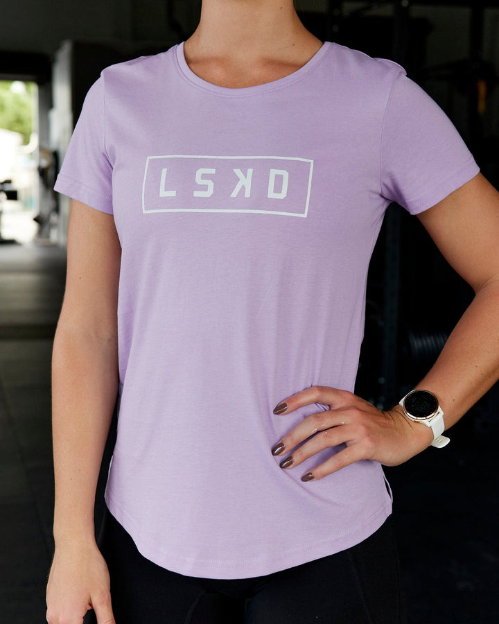 Luna Tee - Pale Lilac-White