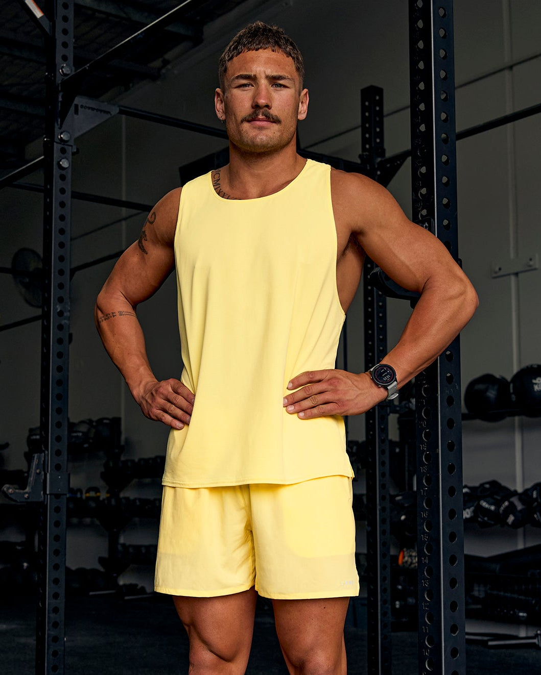 Man wearing Pace Running Tank 3.0  - Lemon - view 1