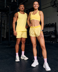 Man wearing Pace Running Tank 3.0  - Lemon | Thumbnail Index: 8