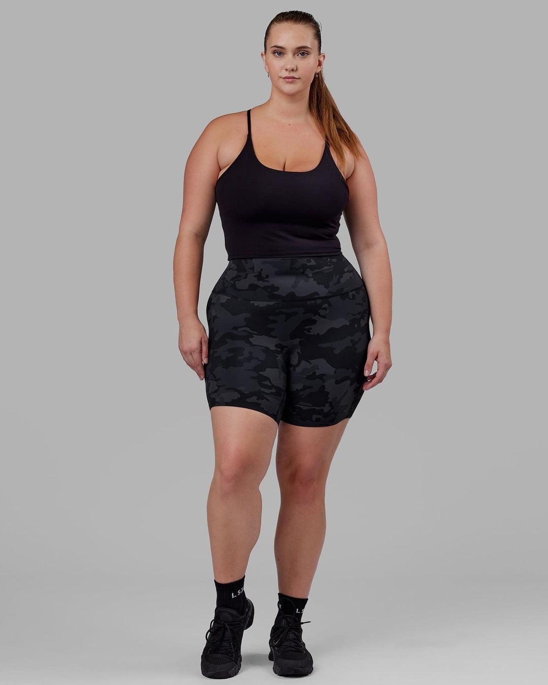 Woman wearing Elixir Ultra High-Rise 6&quot; Short - Black Camo  | Model:Zanna | Size:2XL