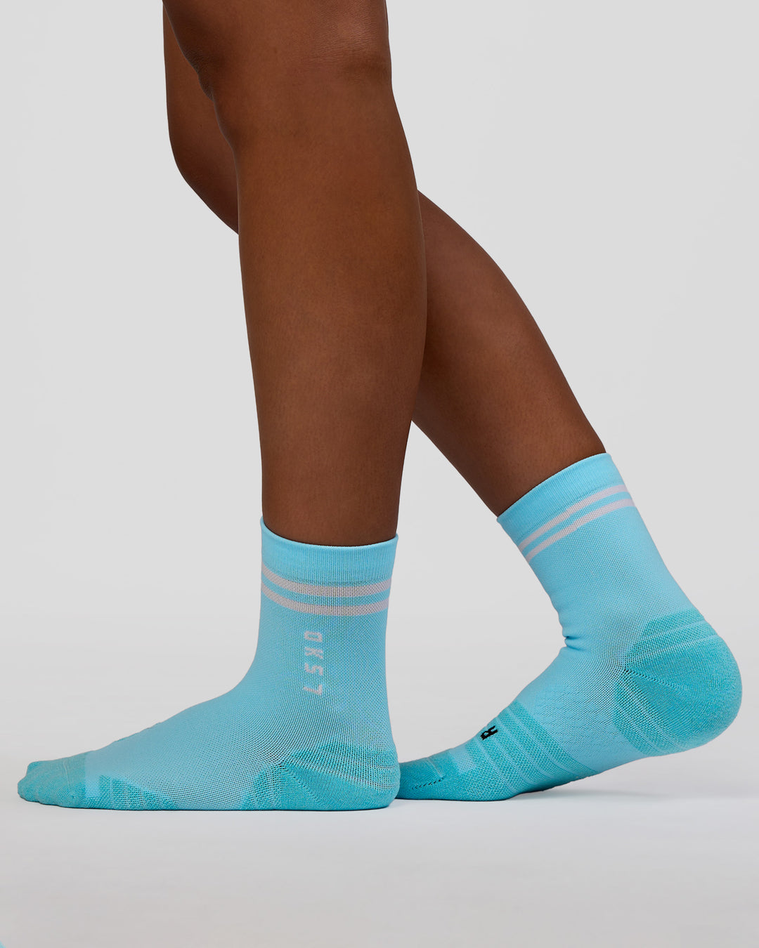 Accelerate Performance Quarter Socks - Baltic Sea-White