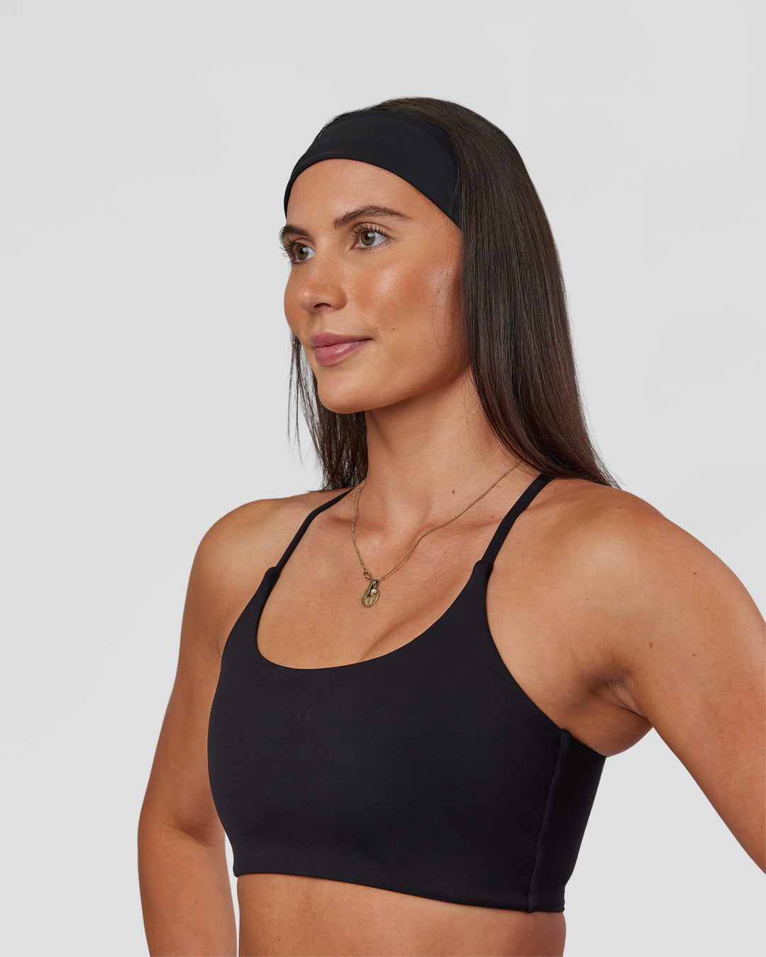 Woman wearing All Day Headband - Black
