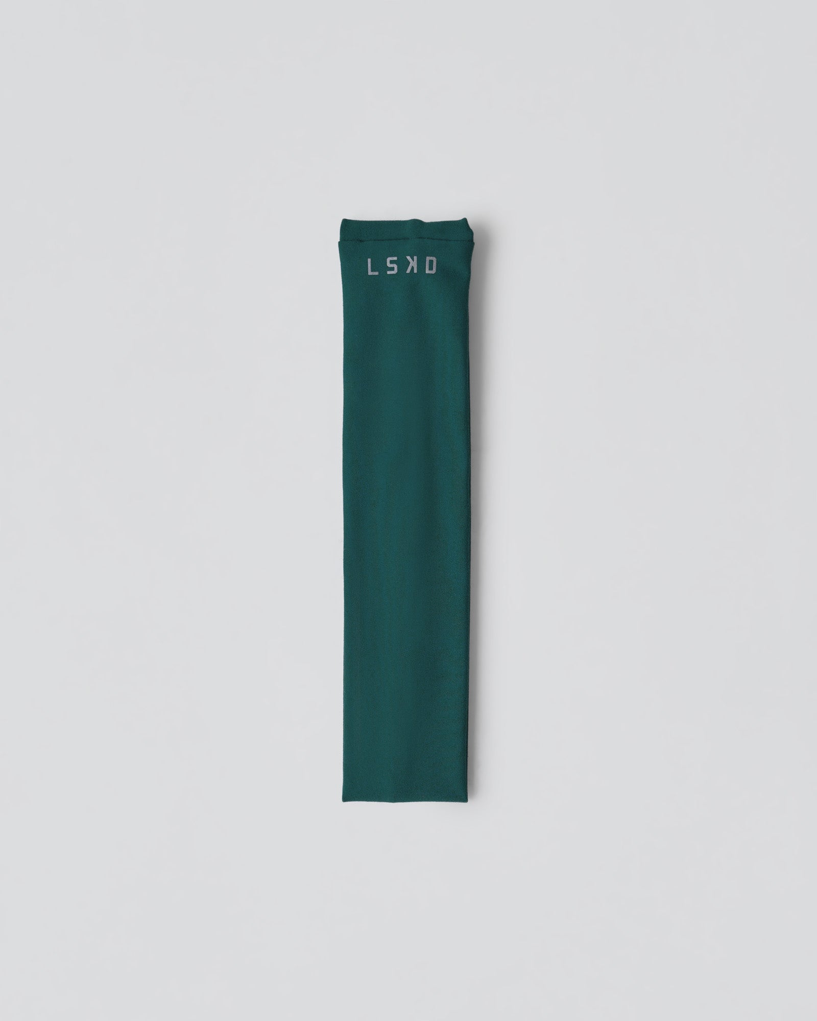 Woman wearing All Day Headband - Transformative Teal
