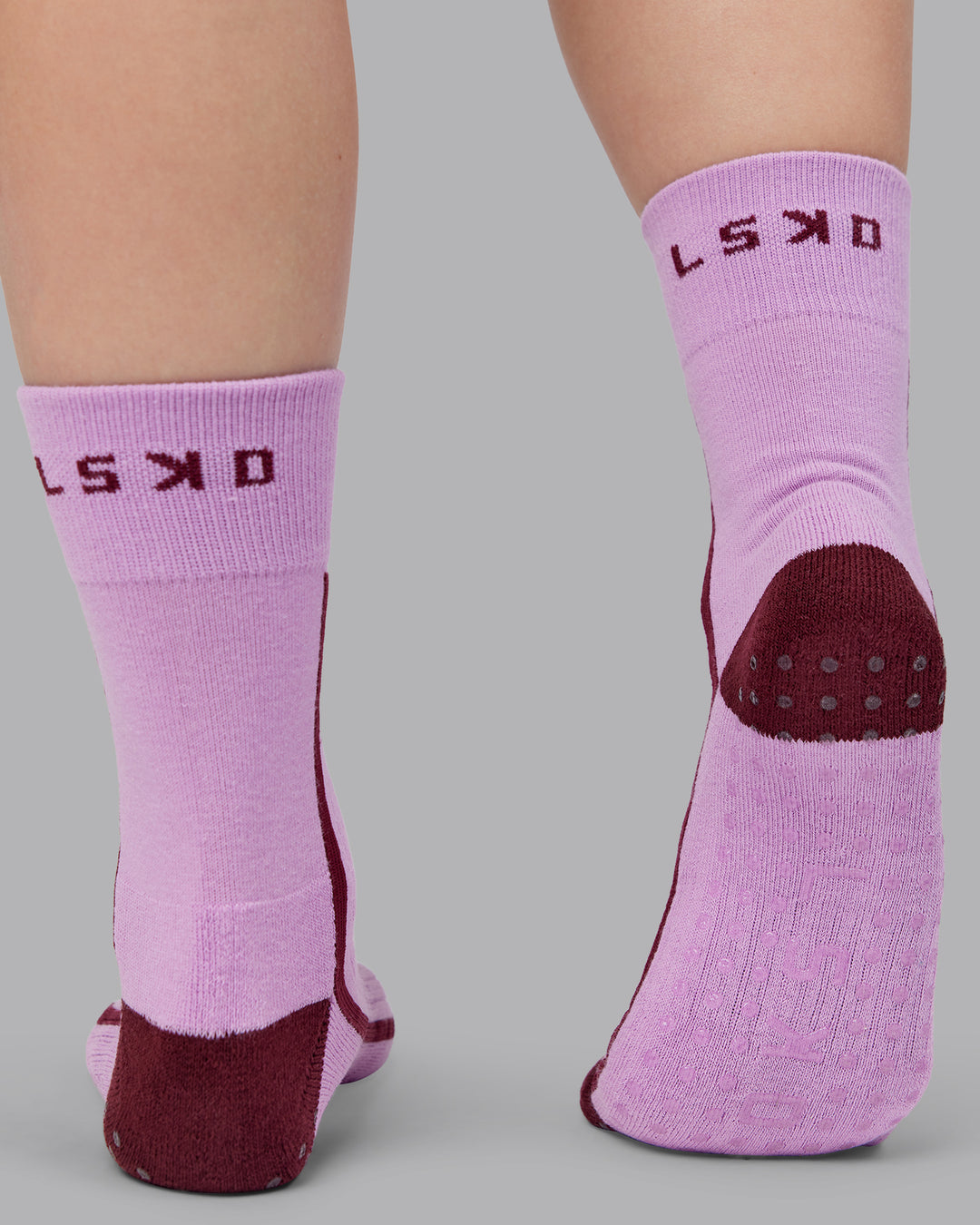 Woman wearing Bend Crew Pilates Grip Socks - Light Violet