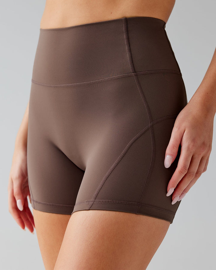 Woman wearing Bend X-Short Tight - Peppercorn
