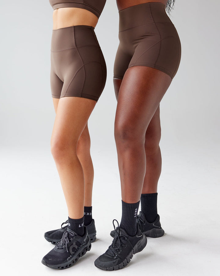 Woman wearing Bend X-Short Tight - Peppercorn
