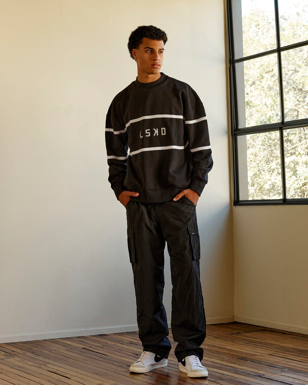 Unisex Parallel Sweater Oversize - Black