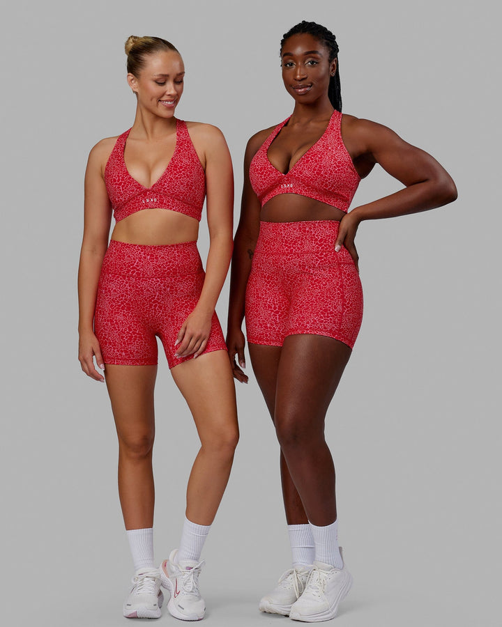 Woman wearing Fusion X-Short Tights - Pink Vitality