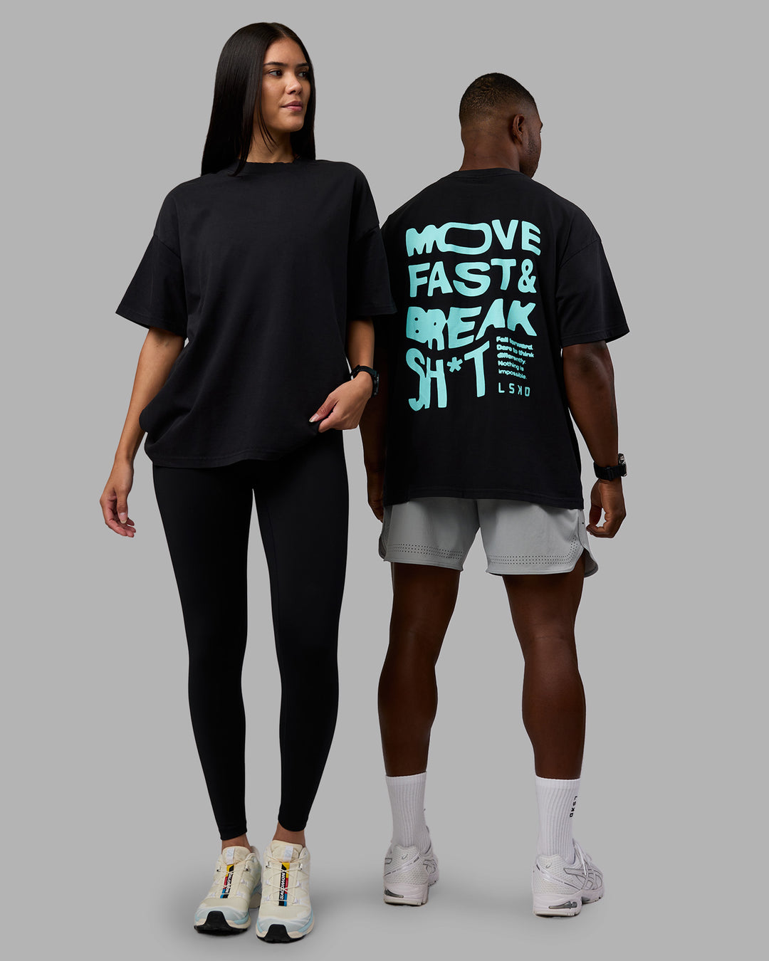 Duo wearing Move Fast Washed Heavyweight Tee Oversize - Black-Island Paradise | Model:Both | Size:Duo