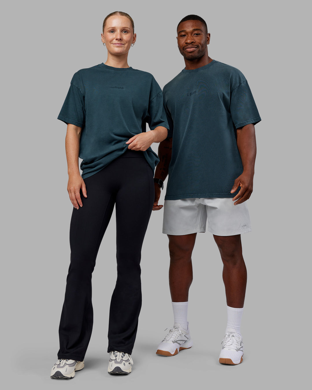 Duo wearing Stream Washed Heavyweight Oversized Tee - Washed Deep Sea | Model:Both | Size:Duo