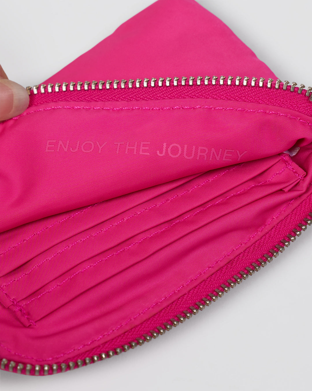 Go-To Wristlet Pouch - Ultra Pink