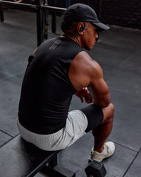 Man wearing BaseTech Tank - Black | Model:Paris | Size:L