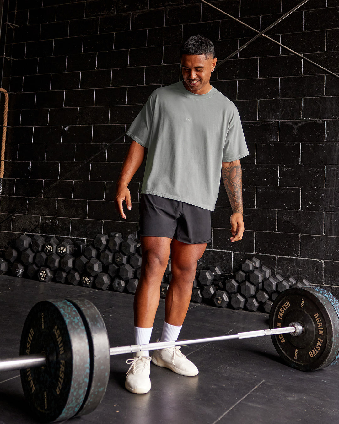 Man wearing Oversized Heavyweight Boxed Tee - Light Grey Marl | Model:Xav | Size:L