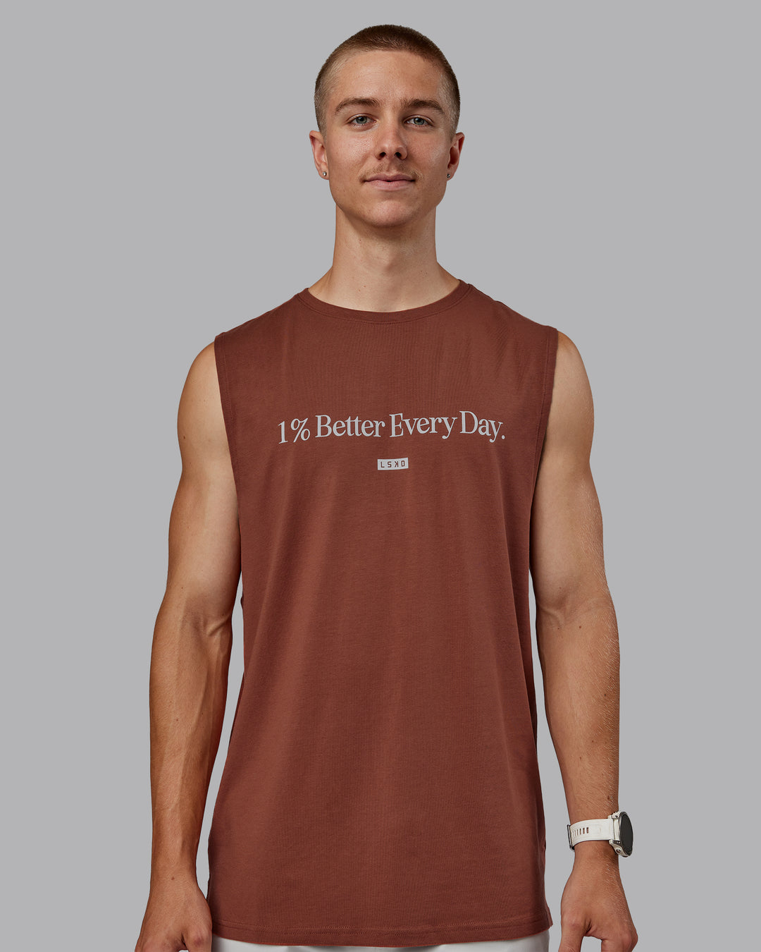 Man wearing 1% Better FLXCotton Training Fit Tank - Mahogany/White | Model:Tom| Size:L