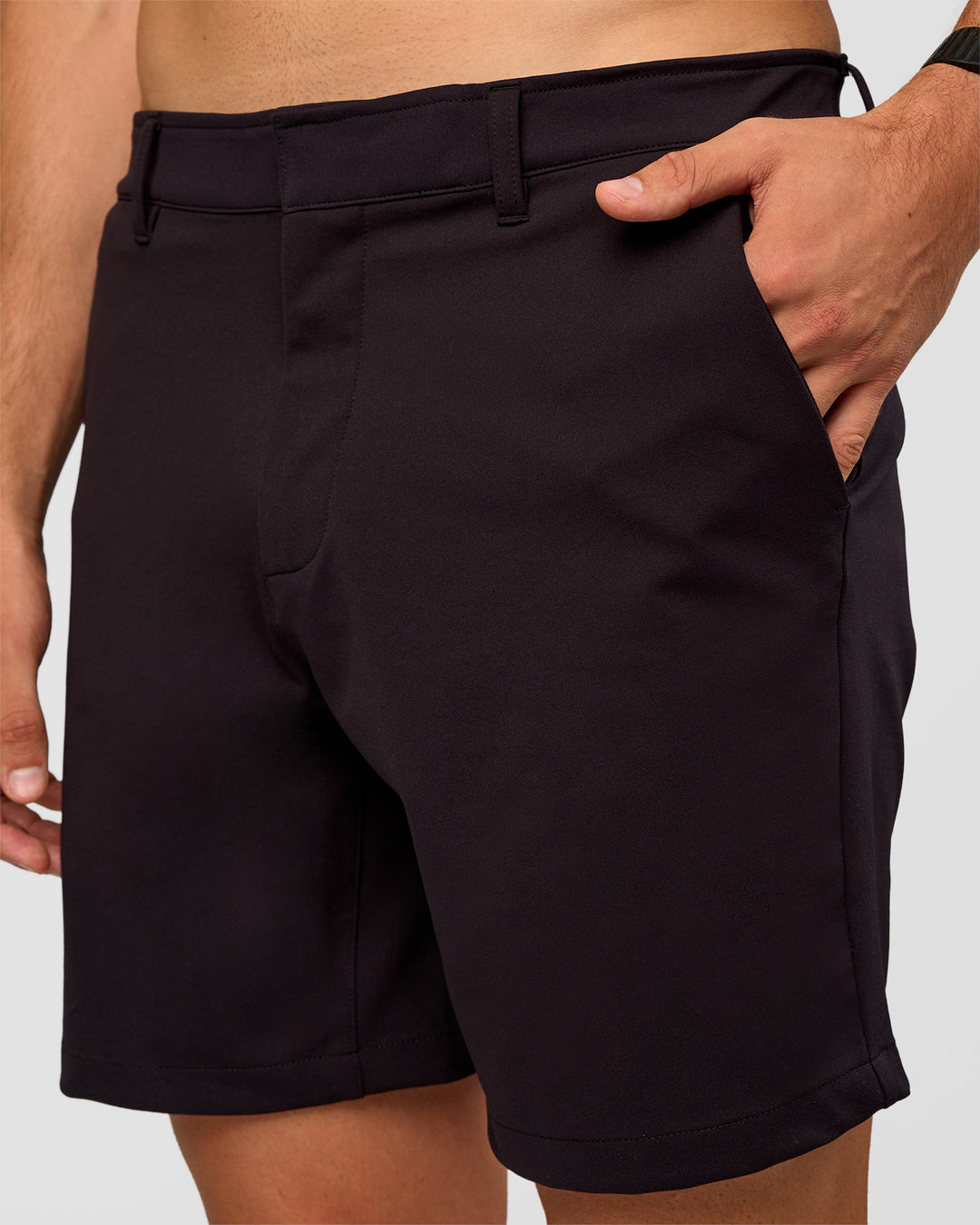 Man wearing All Day ZeroCrease™ Regular 8" Short - Black | Model:Liam | Size:34