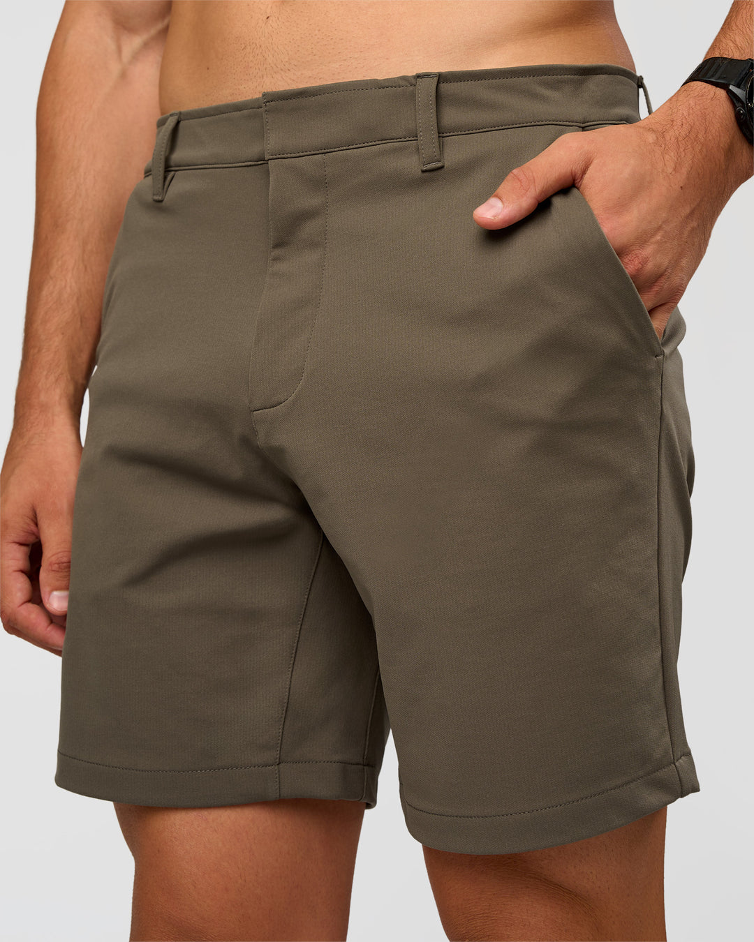 Man wearing All Day ZeroCrease™ Regular 8" Short - Walnut Grey | Model:Liam | Size:34