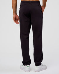 Man wearing All Day ZeroCrease™  Regular Pant - Black | Model:Jackson | Size:34