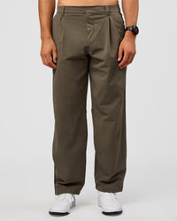 Man wearing All Day ZeroCrease™ Wide Leg Pant - Walnut Grey | Model:Liam | Size:L