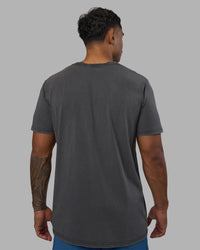 Man wearing Base FLXCotton Tee - Dark Storm Washed| Model:Xav | Size:L