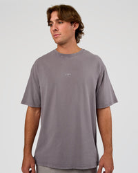 Man wearing Base FLXCotton Tee Oversized - Duskstone Washed | Model:Marcus | Size:L