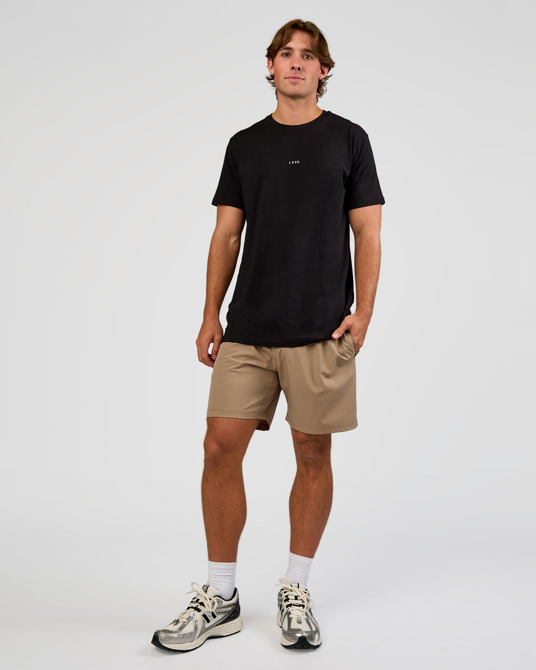 Man wearing Base Heavyweight FLXCotton Tee Regular Fit +2cm - Black | Model:Marcus | Size:L