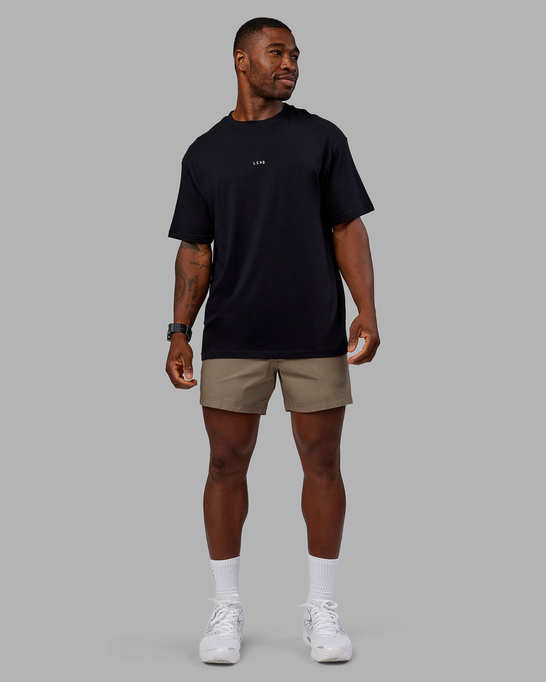 Man wearing Daily 5&quot; Short - Greige | Model:Sam | Size:L