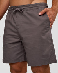 Man wearing Daily 7" Short - Duskstone | Model:Marcus | Size:L