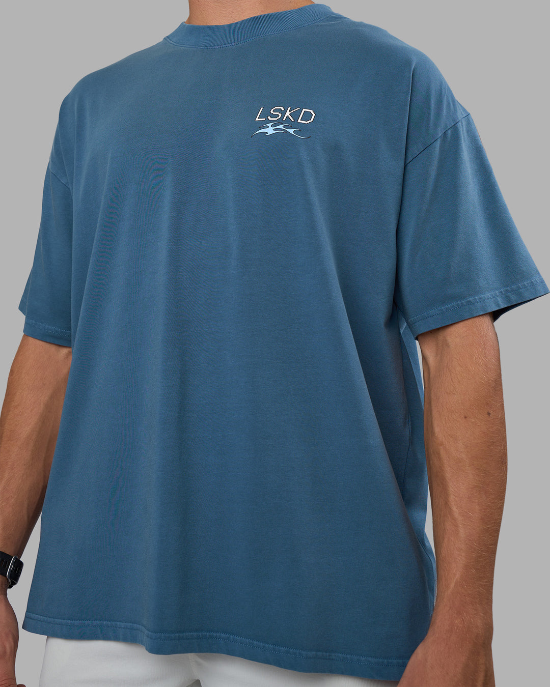 Man wearing Digital World Heavyweight Oversized Tee - Night Sea-Open Air | Model:Nikola | Size:L