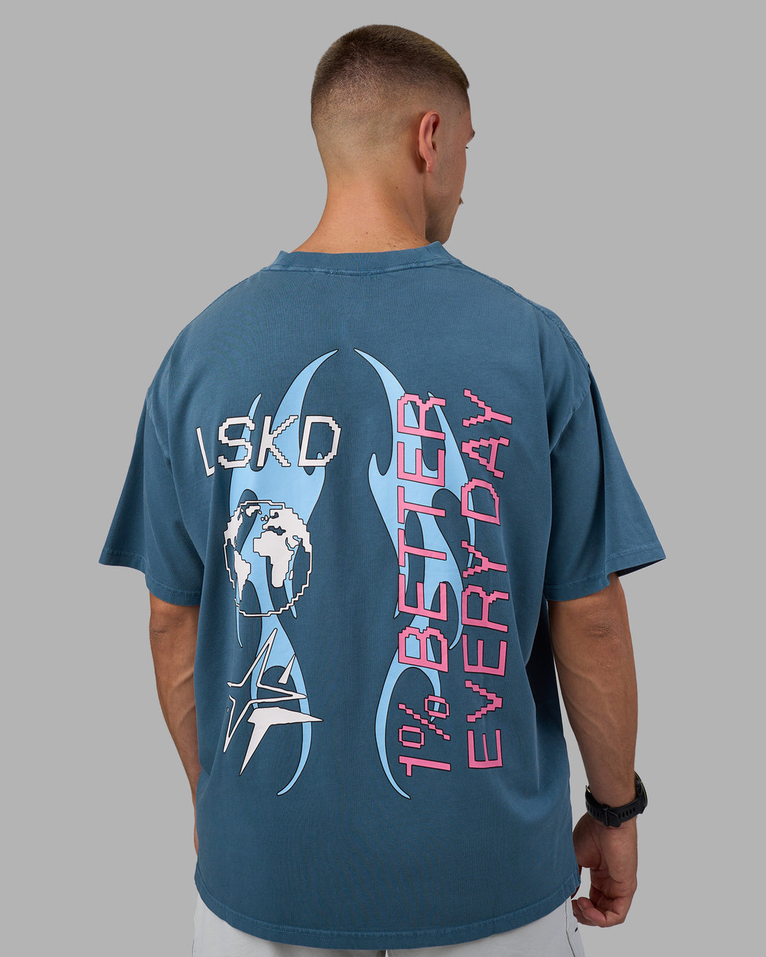 Man wearing Digital World Heavyweight Oversized Tee - Night Sea-Open Air | Model:Nikola | Size:L