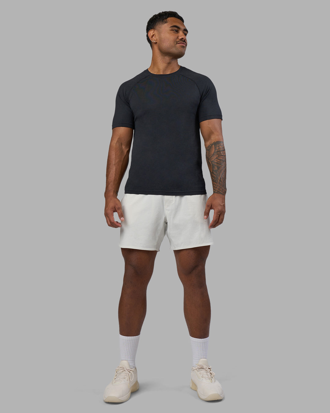 Man wearing Lift 6&quot; Research Dep Performance Short - Digital Mist | Model:Xav | Size:L