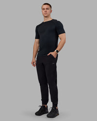 Man wearing Lift Jogger - Black | Model:Tom | Size:L