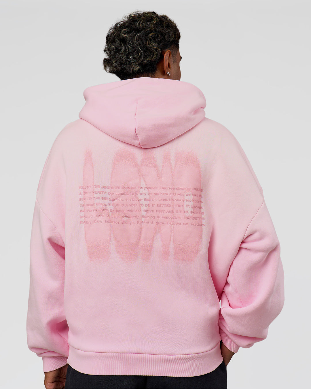 Man wearing Memory In Motion Ultra Heavyweight Washed Hoodie - Marshmallow Washed | Model:Xav | Size:L
