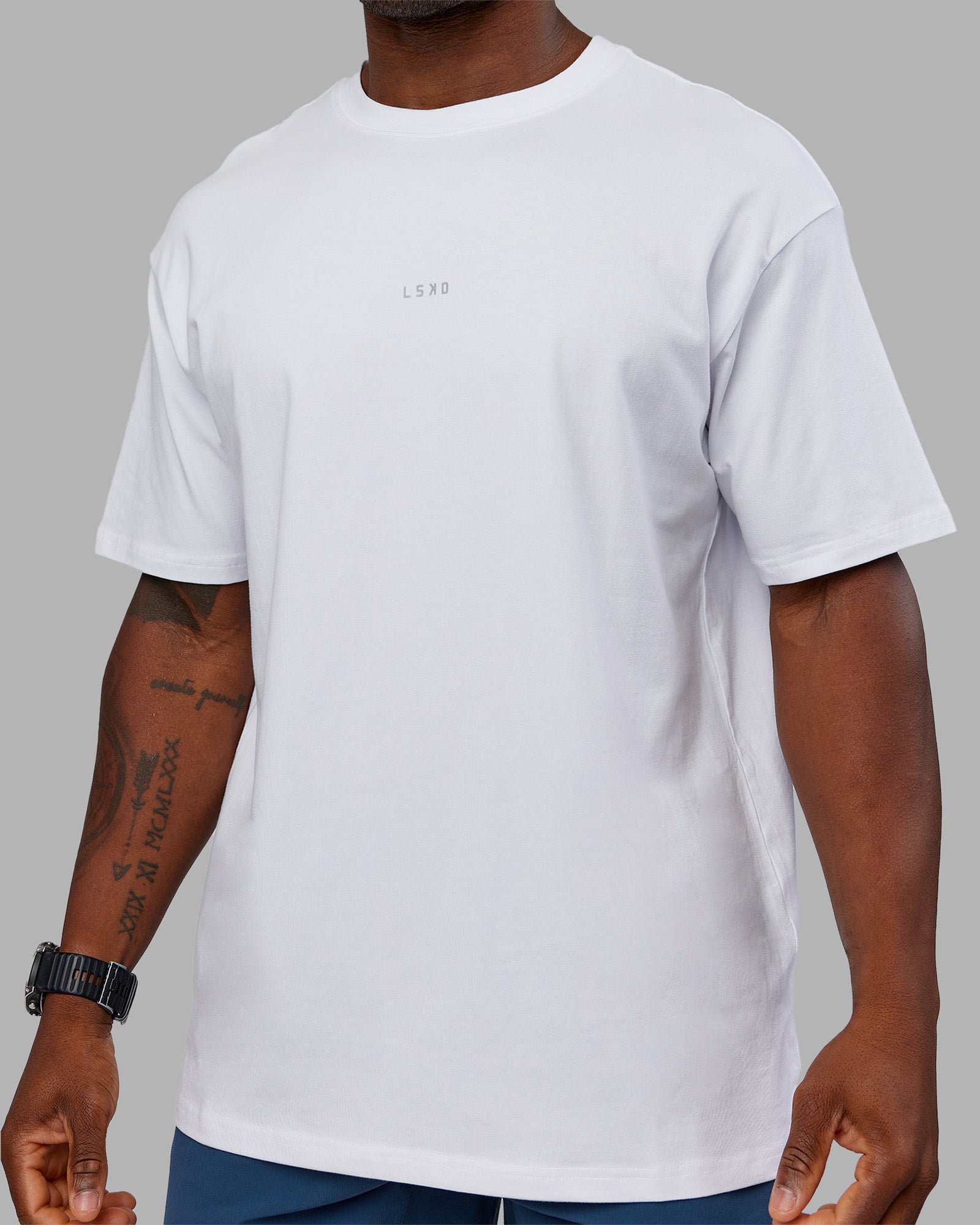 Base FLXCotton Tee Oversized - White | LSKD