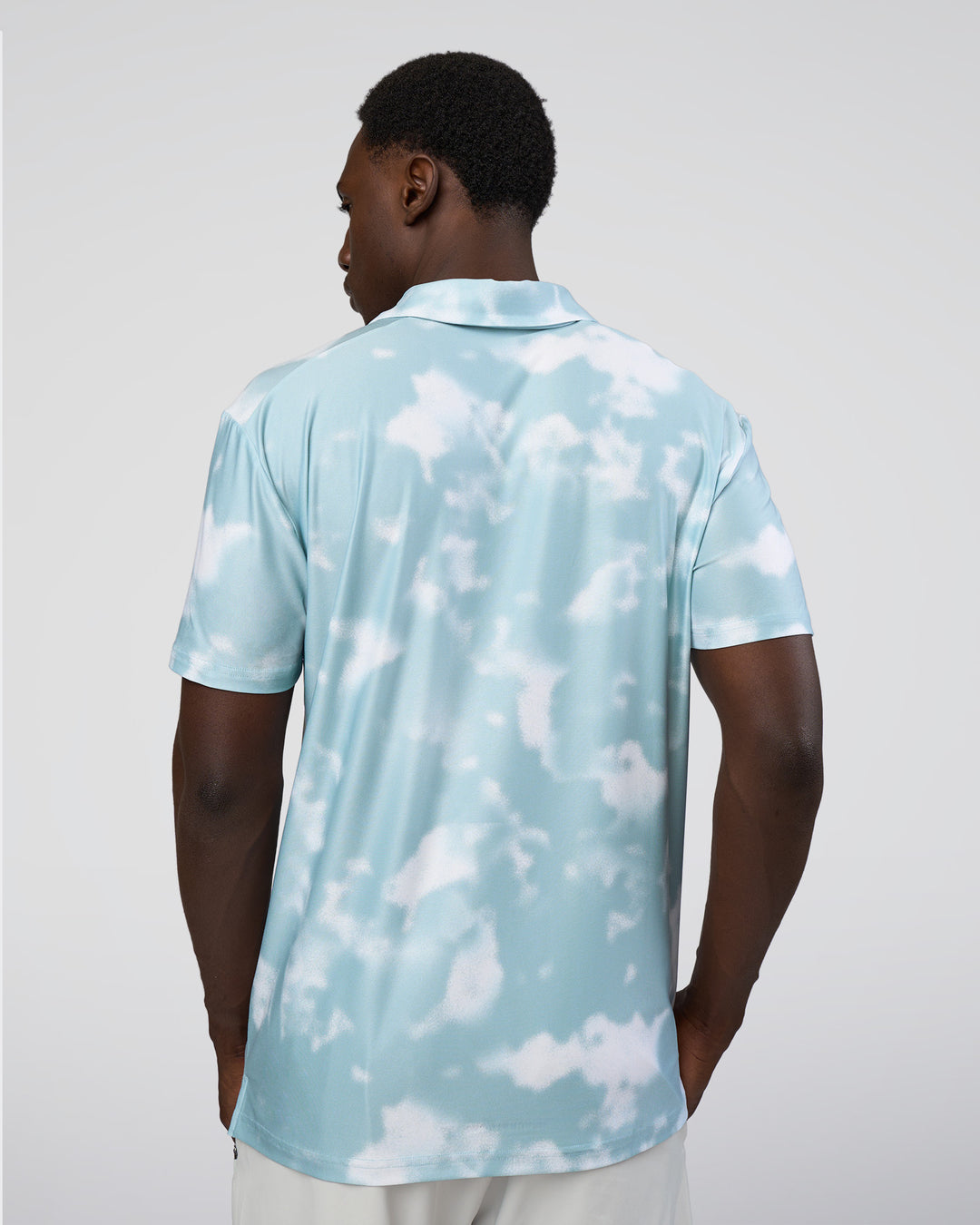 Man wearing Drive Polo - Sky Washed Camo | Model:Paabio | Size:L