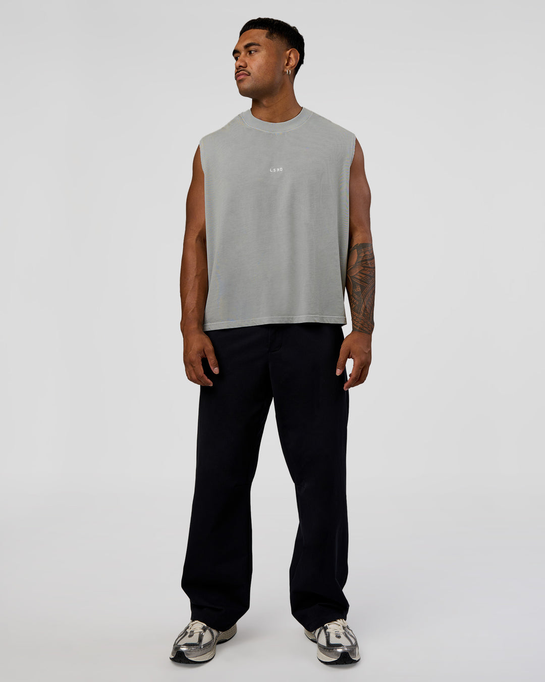 Man wearing Oversized Heavyweight Boxed Tank - Light Grey Marl | Model:Xav | Size:L