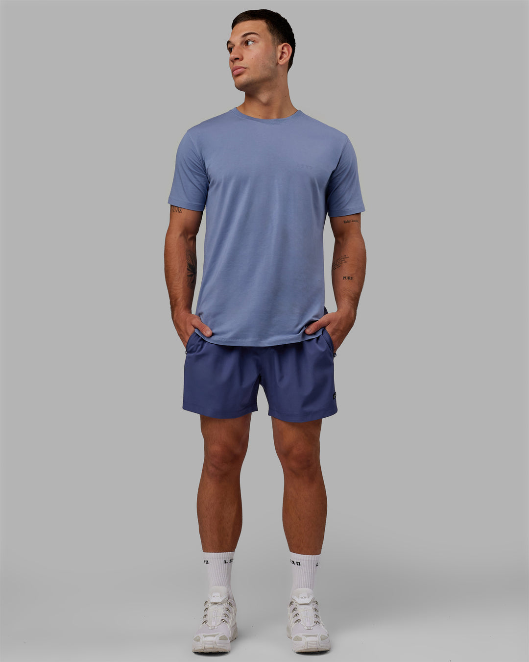 Man wearing Rep 5&