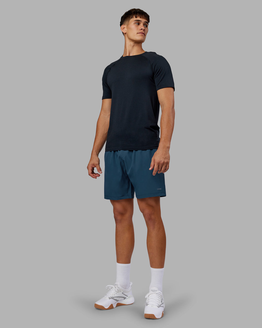 Man wearing Rep 7&