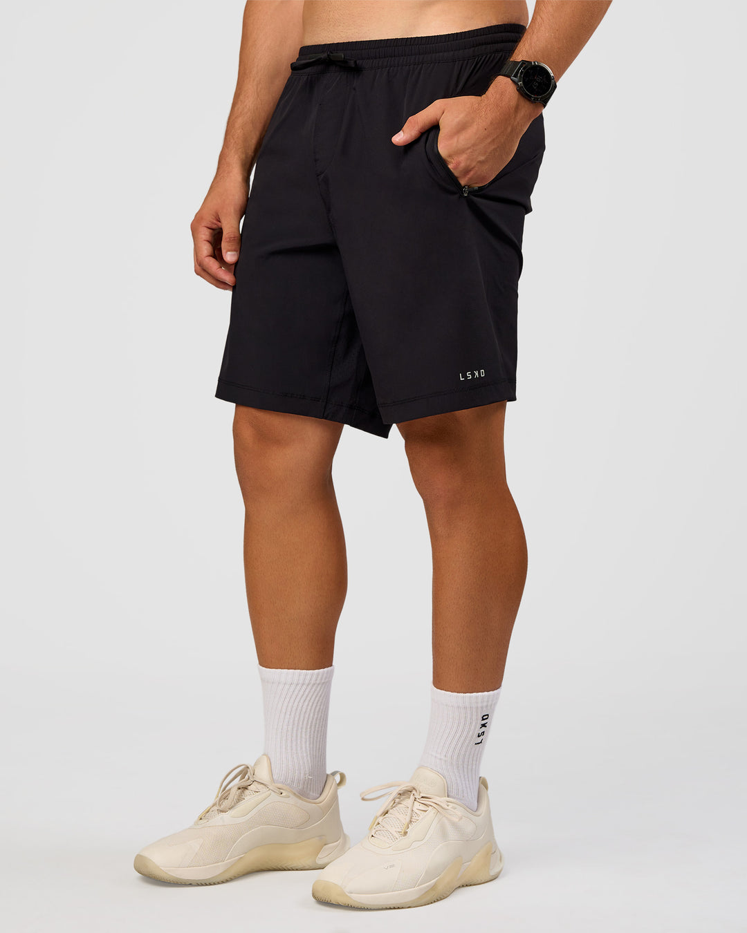 Man wearing Rep 9&