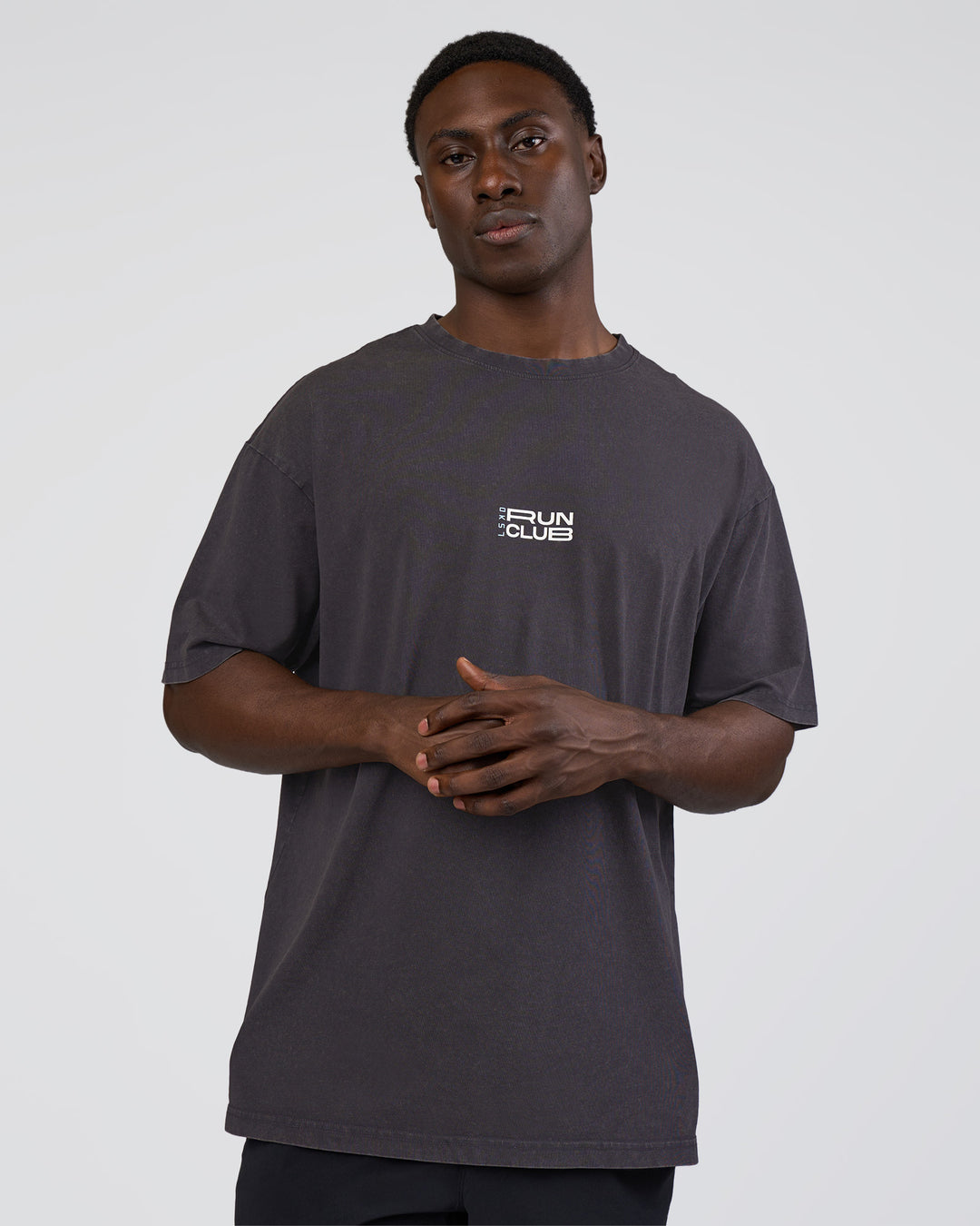 Man wearing Runner&