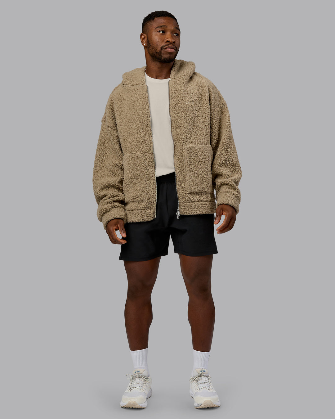 Man wearing Sherpa Oversized Jacket - Greige | Model:Sam | Size:L