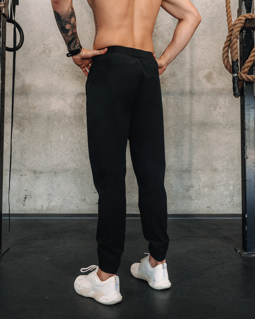 Man wearing Lift Jogger - Black | Model: | Size:M