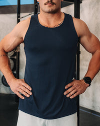 Man wearing AeroFLX+ Seamless Tank - Navy/Navy | Model:| Size:M