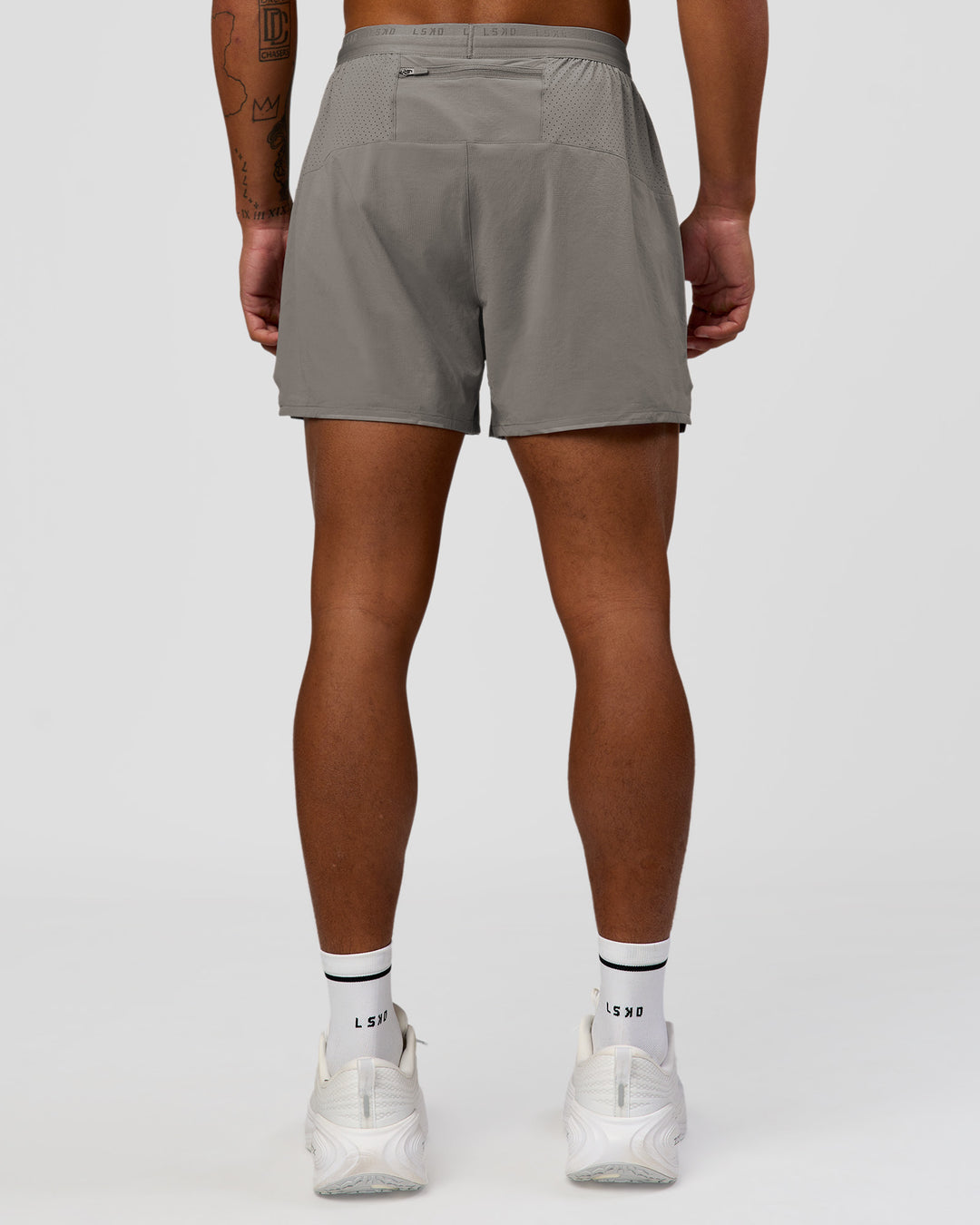 Man wearing Pace 5" Lined Ripstop Short - Storm Front | Model:Malebo | Size:M